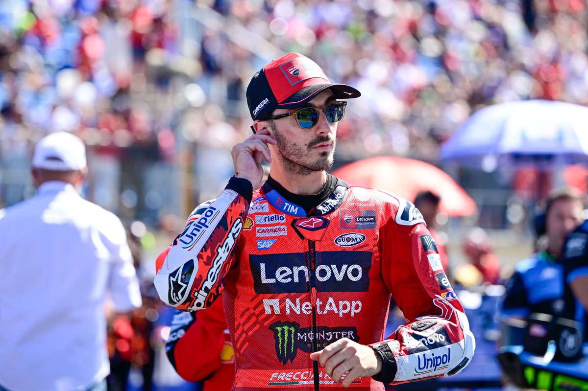 Bagnaia: "Preferivo cadere di più, ma vincere 11 gare"
