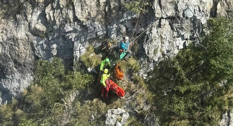 Frana sul Monte Altissimo: salvate cinque persone, una è rimasta ferita