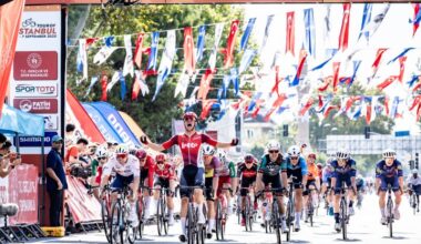 A DE SCHUYTENEER L'ULTIMA TAPPA, A CUYLITS LA CORSA! ANCORA 2° JEANNIERE
