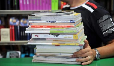 Manovra 2026, ipotesi libri scolastici detraibili al 19%: cosa prevede