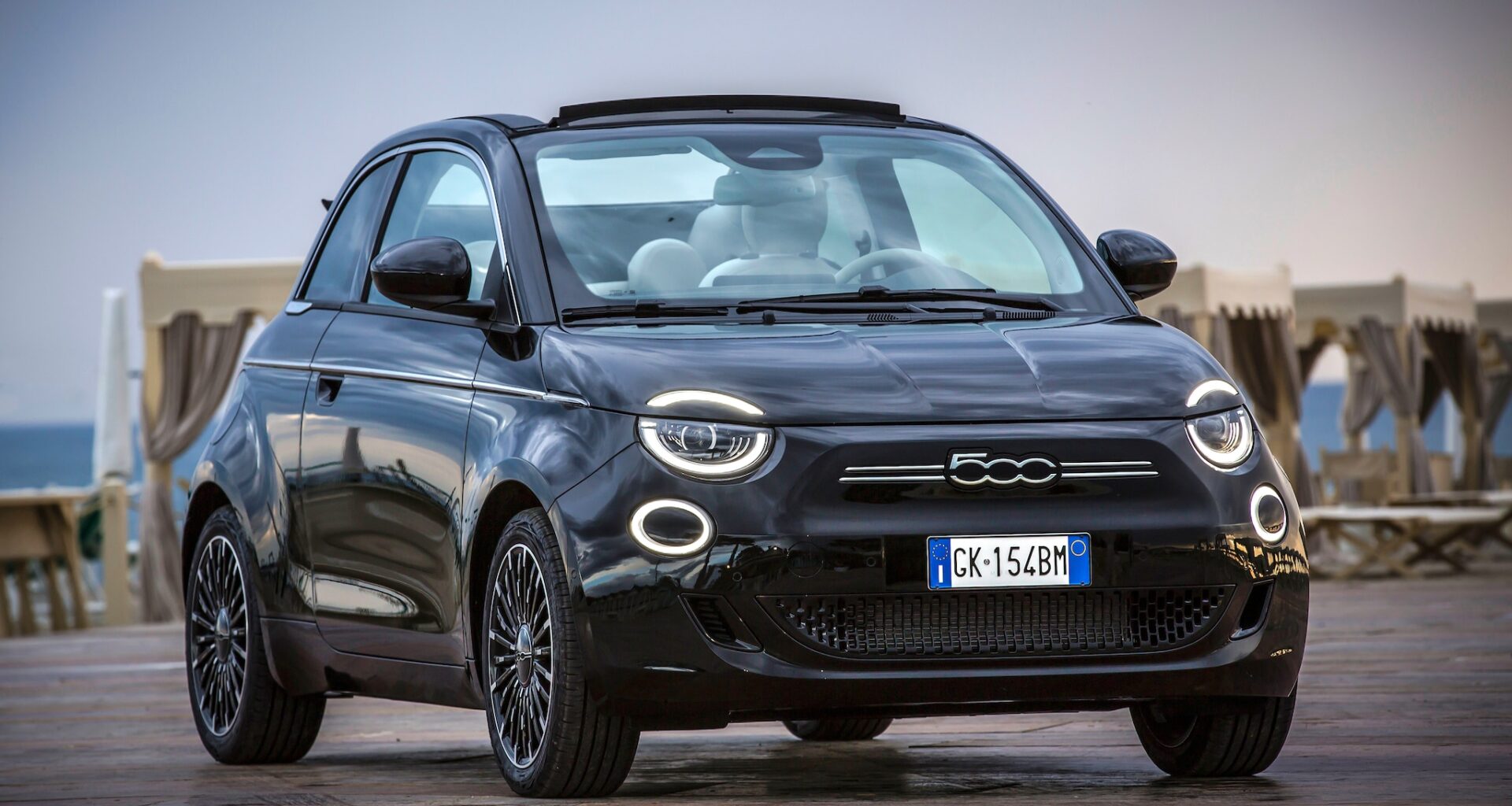 Fiat 500e con gli incentivi auto a meno di 10 mila euro