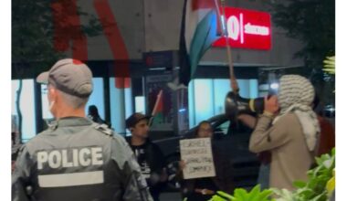 PROTESTE PRO-PAL E RUMORE DAVANTI ALL'HOTEL DELLE SQUADRE, NOTTE AGITATA A MONTRÉAL