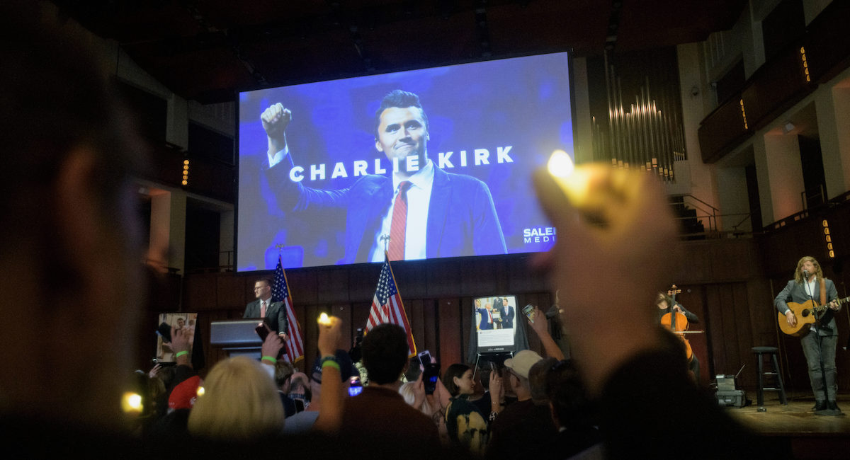 La destra americana fa licenziare chi festeggia l'omicidio di Charlie Kirk