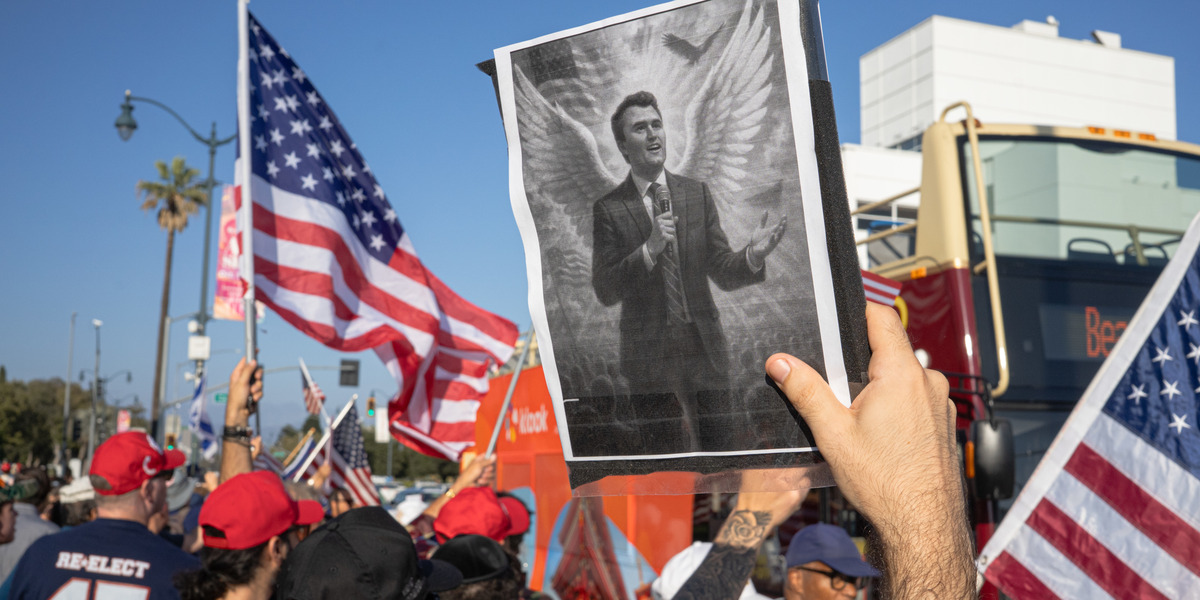 Di certo su Tyler Robinson sappiamo solo che stava tantissimo online