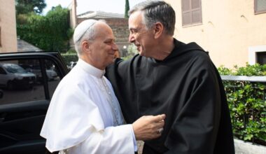 Il Papa agli agostiniani: l'amore centro di tutto, non si spenga lo spirito missionario