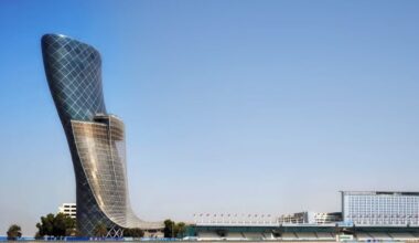 capital-gate-edificio-piu-inclinato-del-mondo
