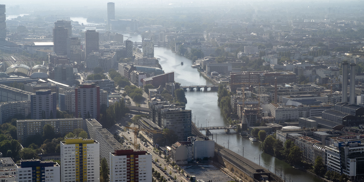 A Berlino migliaia di persone sono tornate nelle proprie case dopo essere state evacuate per il ritrovamento di una bomba della Seconda guerra mondiale