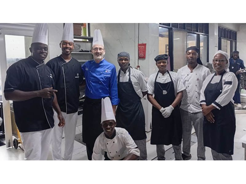RWANDA 2025. QUELL'EX CICLISTA CHEF DEGLI AZZURRI E LA CACCIA AL CIBO ITALIANO