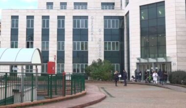 Genova, bambino caduto dal terrazzo a scuola: si indaga per abbandono di minore