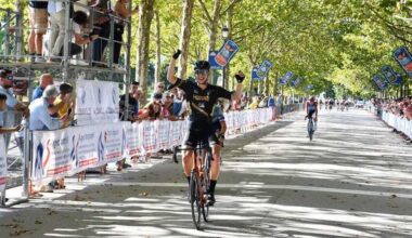 Ciclismo, Cipollini (figlio e nipote d'arte) battuto solo in volata