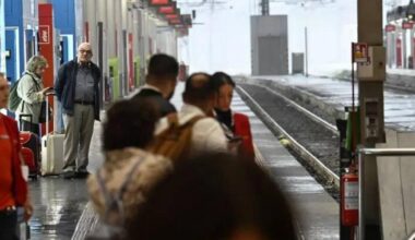 Alta velocità Roma-Napoli, ritardi e treni fermi per un guasto