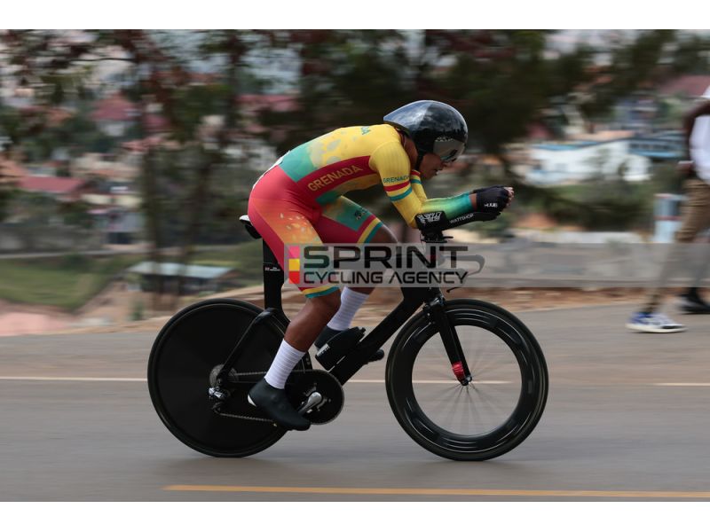 RWANDA 2025. WALTERS, IL CORRIDORE SENZA ASSISTENZA IN GARA PER GRENADA