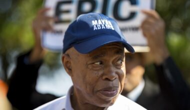 Eric Adams ha ritirato la candidatura a sindaco di New York