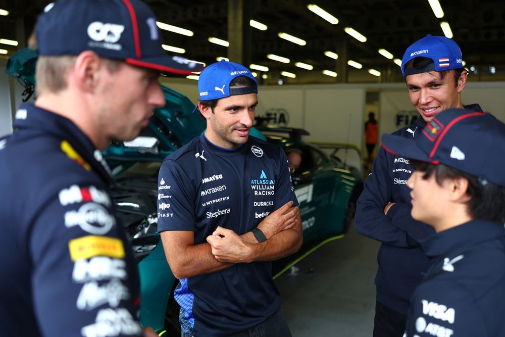 Max Verstappen, Red Bull Racing, Yuki Tsunoda, Red Bull Racing, Alexander Albon, Williams, Carlos Sainz, Williams