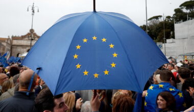 La vacanza dell'Europa dalla storia è finita