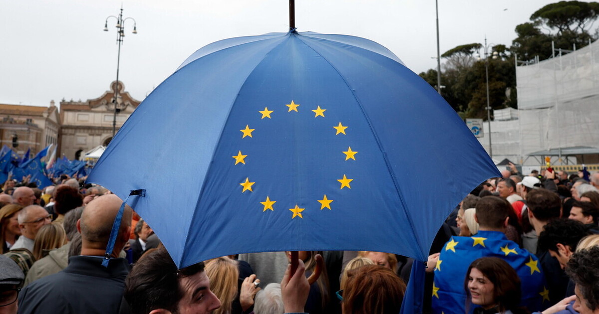 La vacanza dell'Europa dalla storia è finita