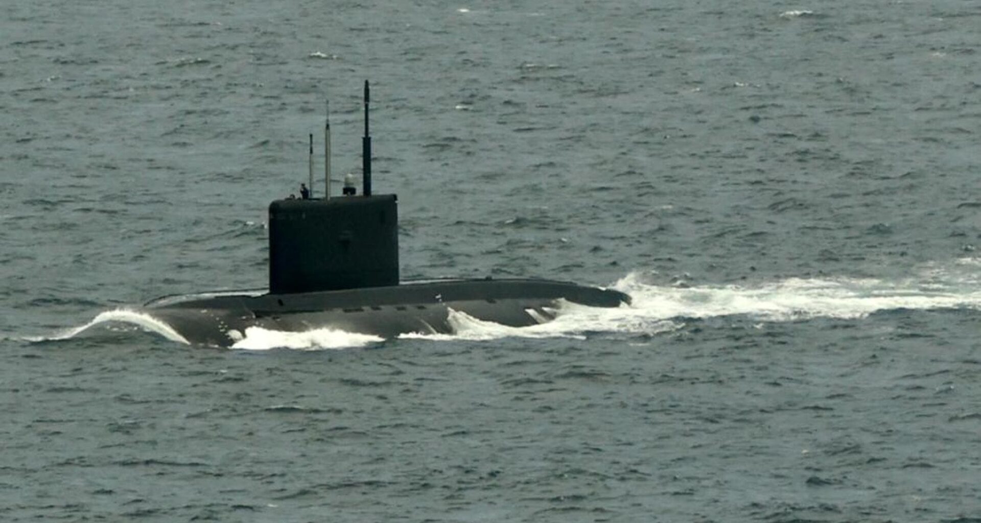 È allarme nel Mediterraneo: un sottomarino russo in avaria - la Repubblica