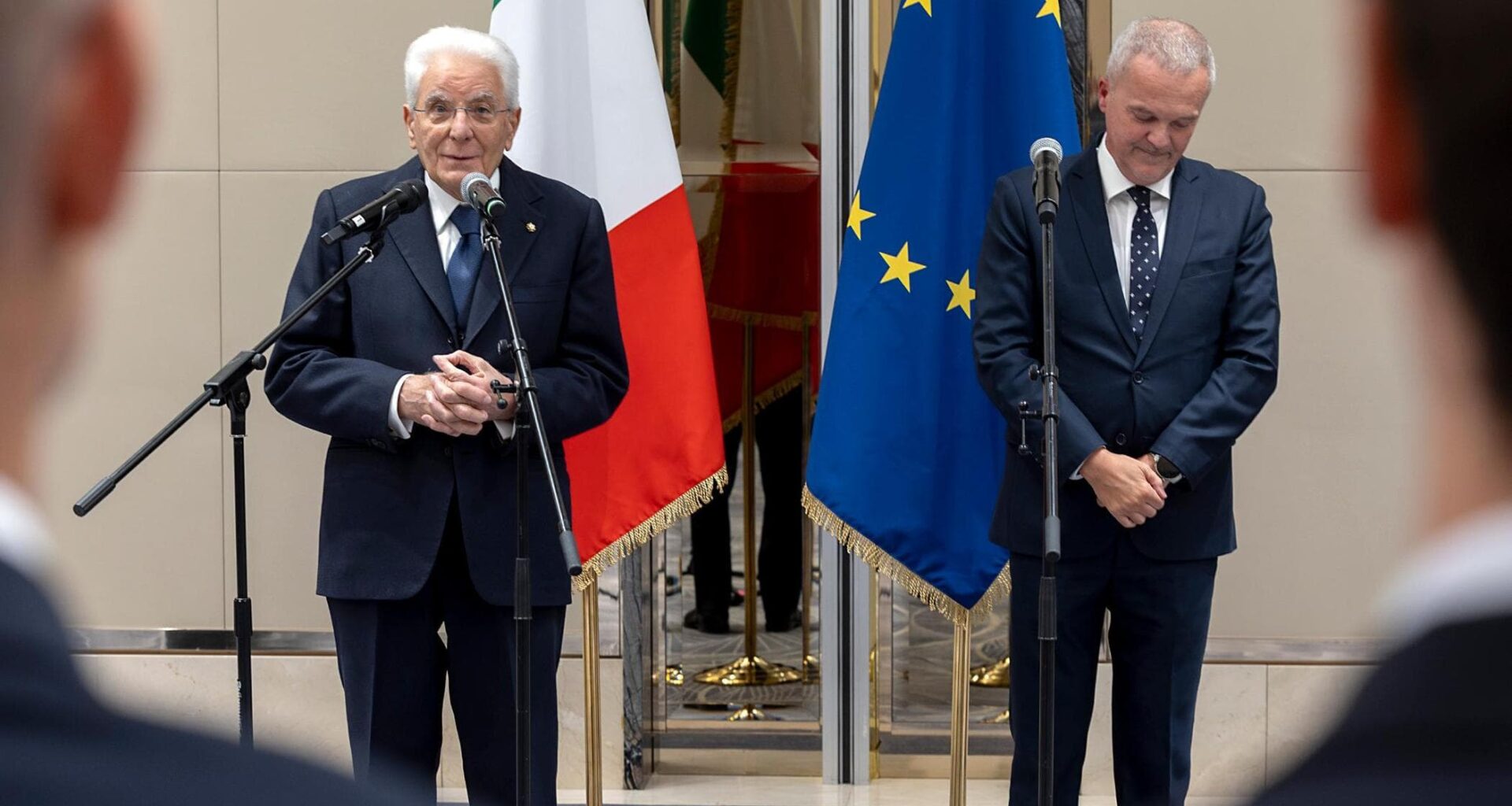 Mattarella, appello per la pace: “Basta interventi militari” - la Repubblica