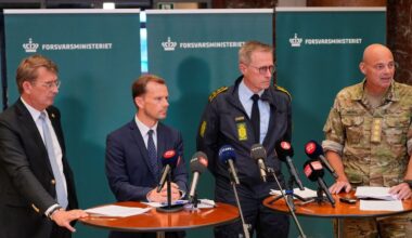Droni in volo in Danimarca, si valuta articolo 4 Nato. Zelensky: «Pronto a dimettermi se in Ucraina torna pace»