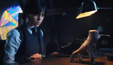 Mercoledì 2 svela le origini di Mano rivoluzionando il canone de La famiglia Addams