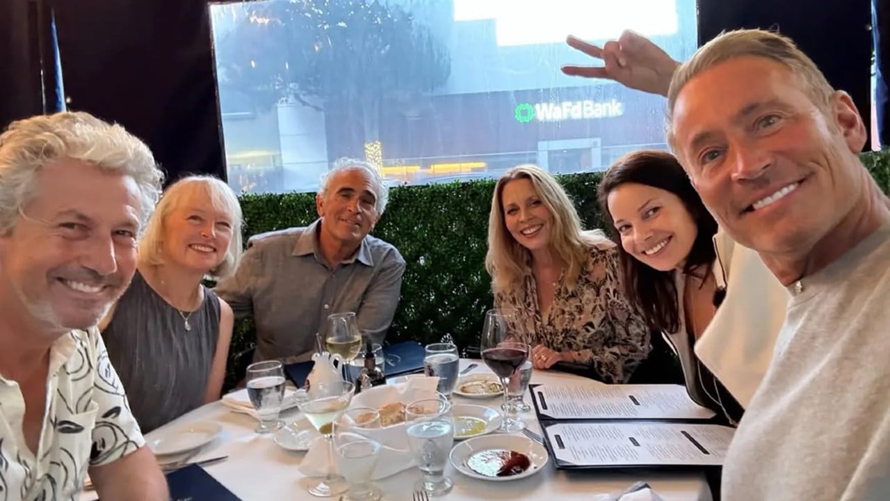 La Tata, è in arrivo un revival? Fran Drescher si riunisce con Charles Shaughnessy e i produttori della serie