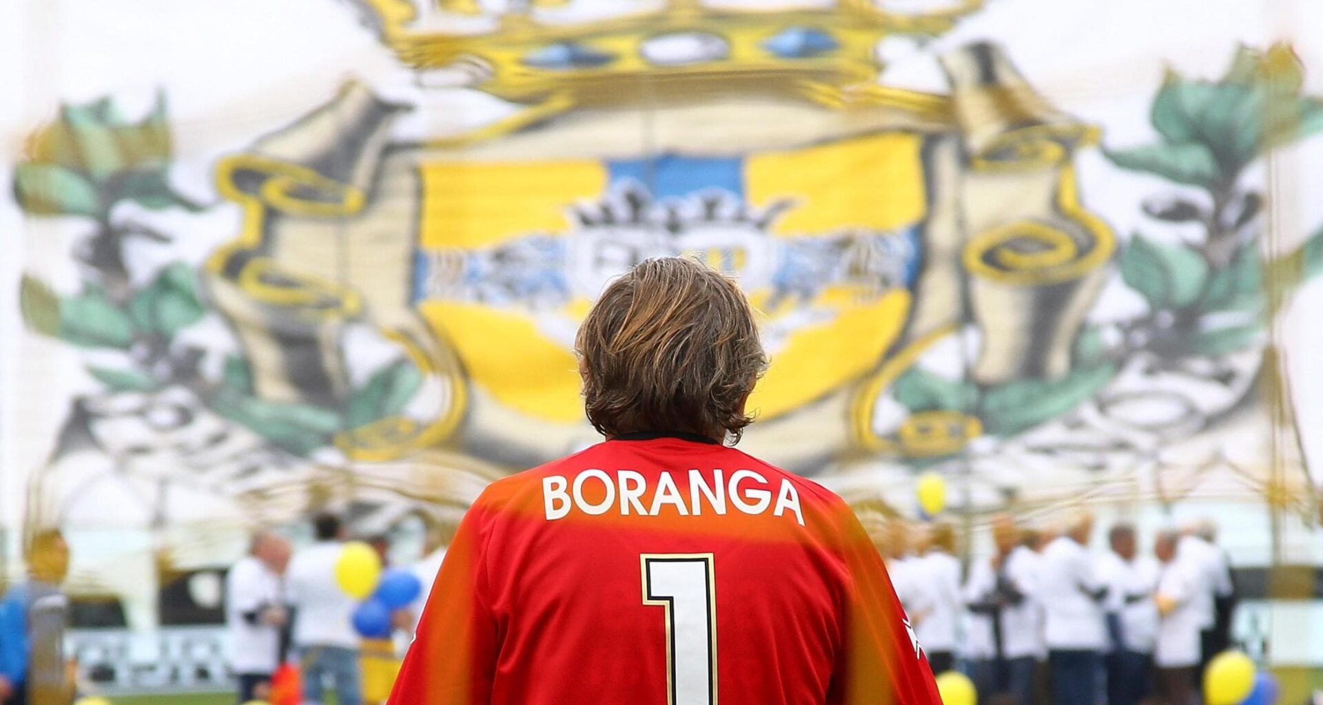Boranga torna in campo a 83 anni e prende 5 gol: “La porta è casa mia, non è stata partita d’addio” - Calcio