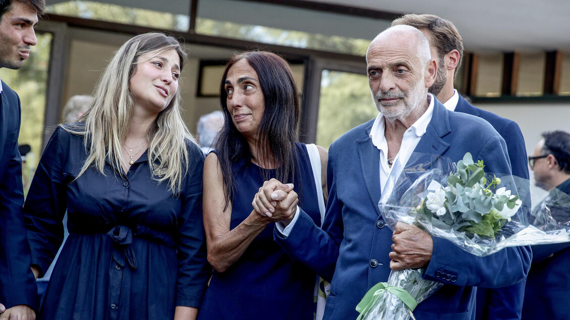 L'addio a Emilio Fede con la sua 'ultima diretta' - Notizie