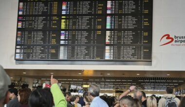 Cyberattacco aeroporti europei: 44 voli cancellati a Bruxelles, allerta alta | Il Fatto Quotidiano