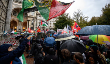 La manifestazione in centro a Milano a supporto della Flotilla