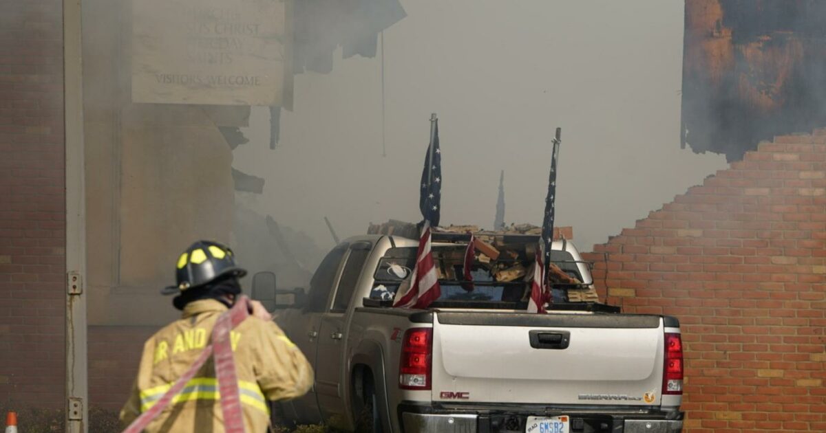 Sparatoria nella chiesa mormone in Michigan: feriti e incendio