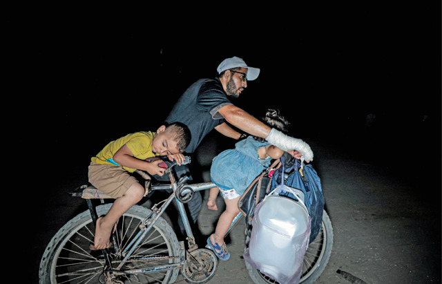 In fuga dalla città di Gaza verso l’ignoto - Sally Ibrahim