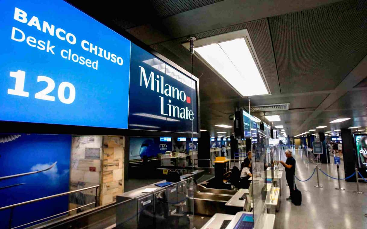 Sciopero aereo oggi 26 settembre, chi si ferma e i voli garantiti: cosa sapere
