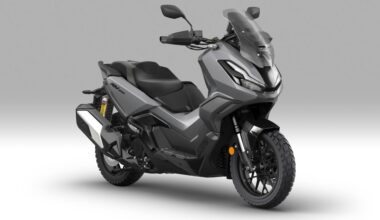 Al debutto Honda ADV350 2026: arrivano nuove colorazioni