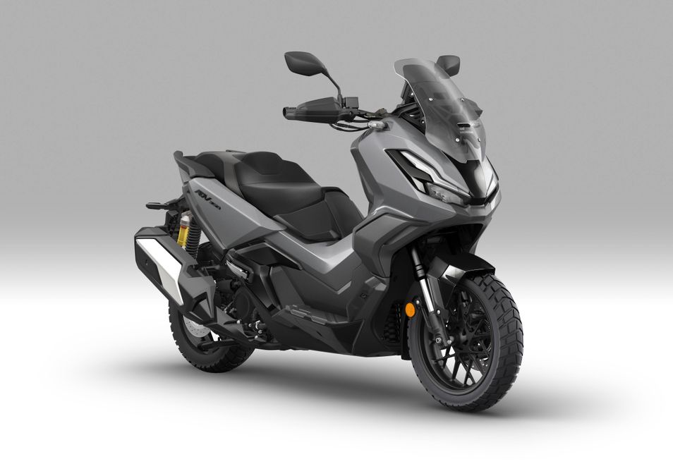 Al debutto Honda ADV350 2026: arrivano nuove colorazioni