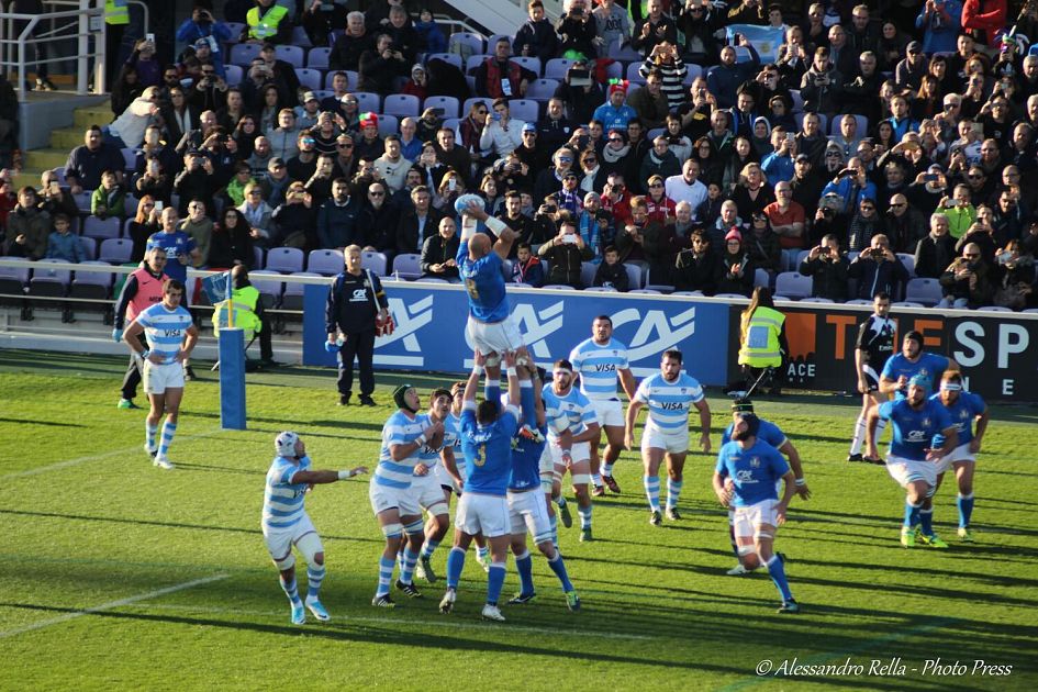 Rugby, il ct azzurro Gonzalo Quesada in visita in Toscana • Nove da Firenze