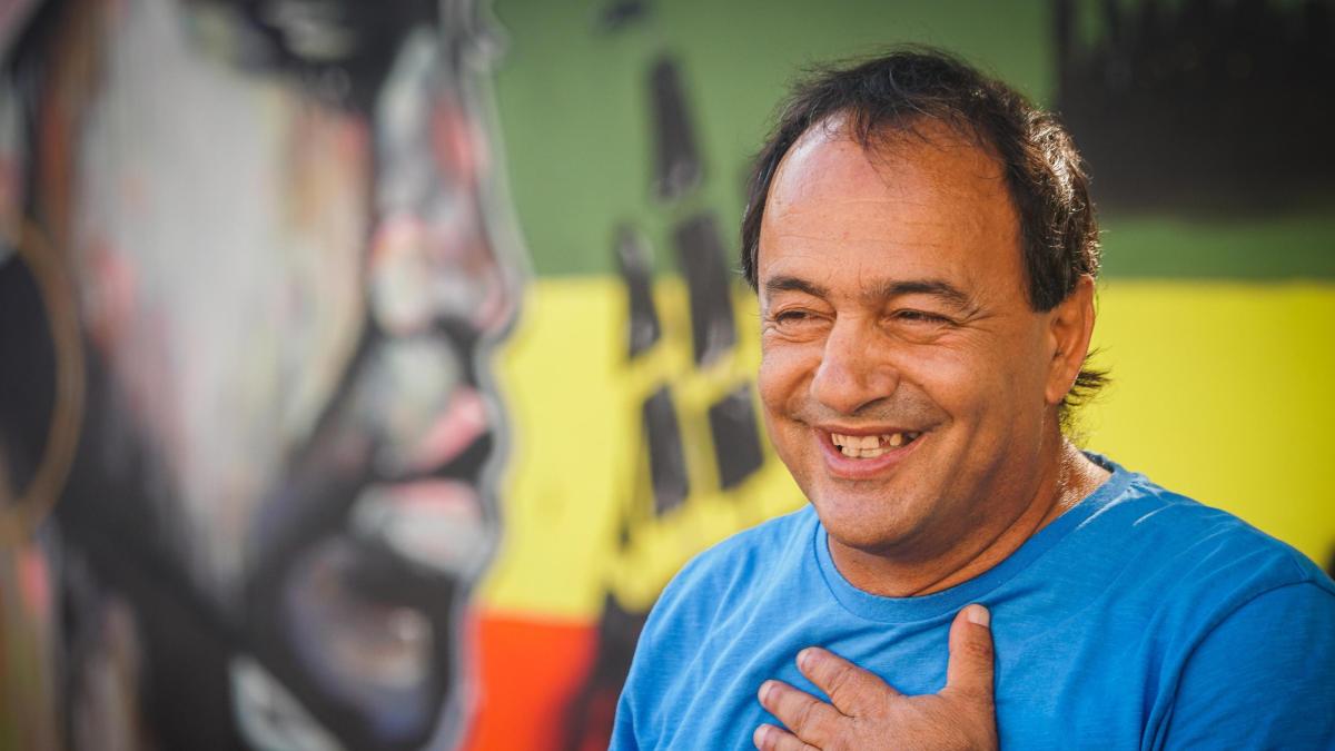 «Mimmo Lucano è incandidabile»: escluso dalle liste di Avs per le Regionali in Calabria