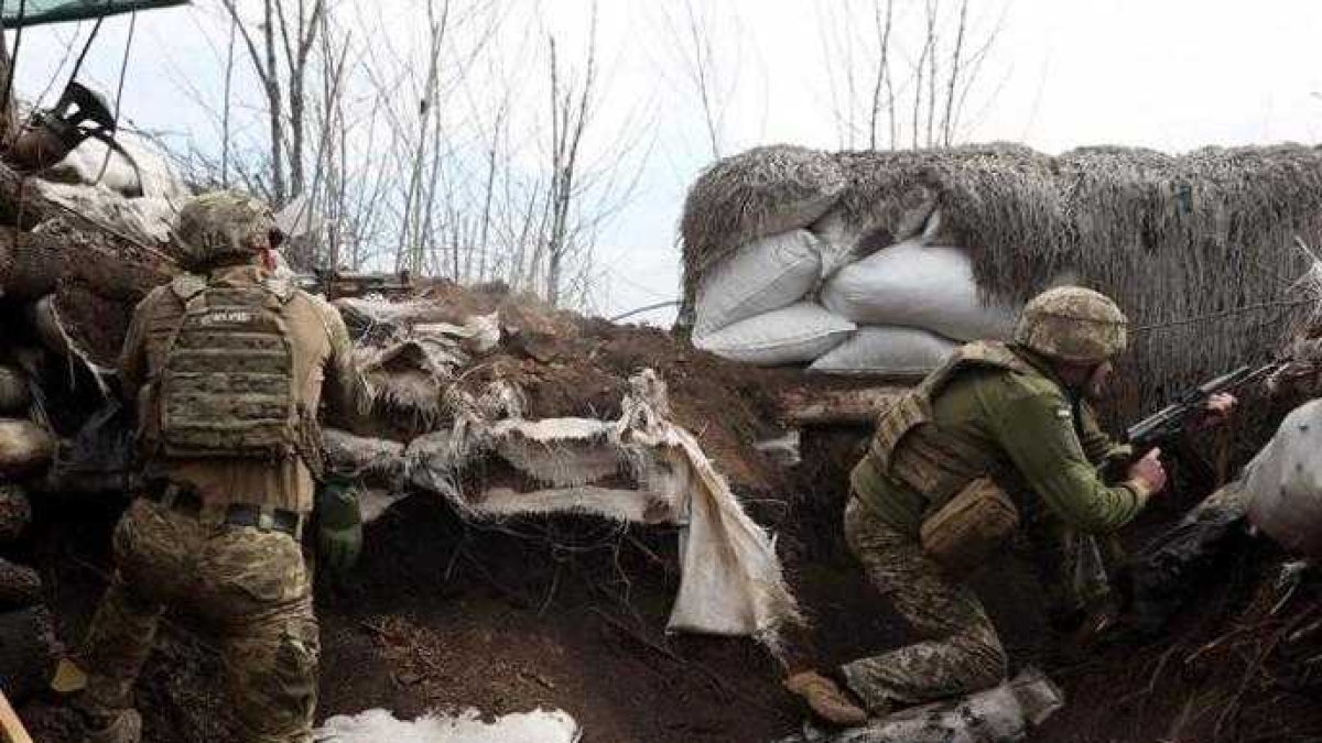 Ucraina - Russia, le notizie sul conflitto in diretta | I media di Kiev: «Attacco con centinaia di droni, anche sulle case»