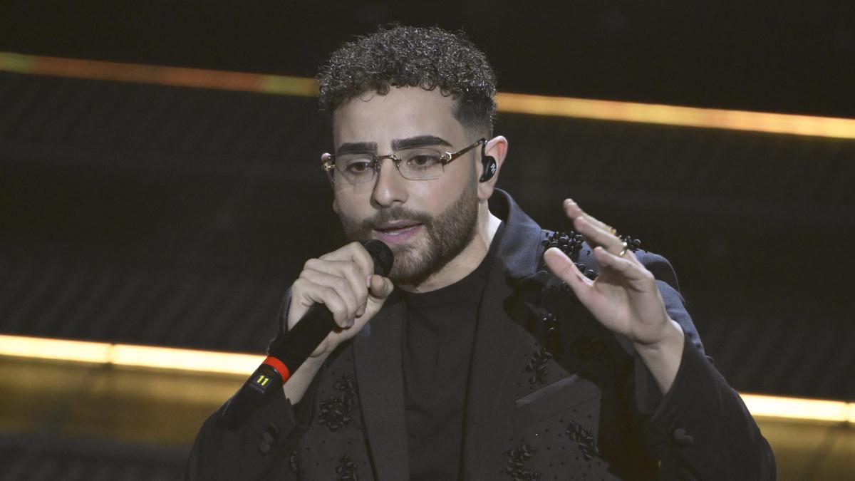Rocco Hunt: «Mio figlio parla milanese ma ha anche la "cazzimma" del Sud. Sanremo? Per ora no»
