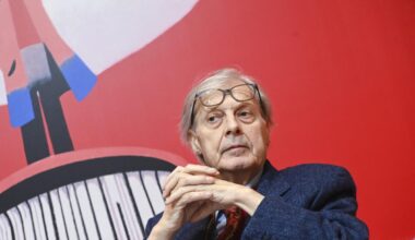 Sgarbi, la figlia Alba difende il padre Vittorio: «Le accuse di mia sorella Evelina sono completamente fuori misura»