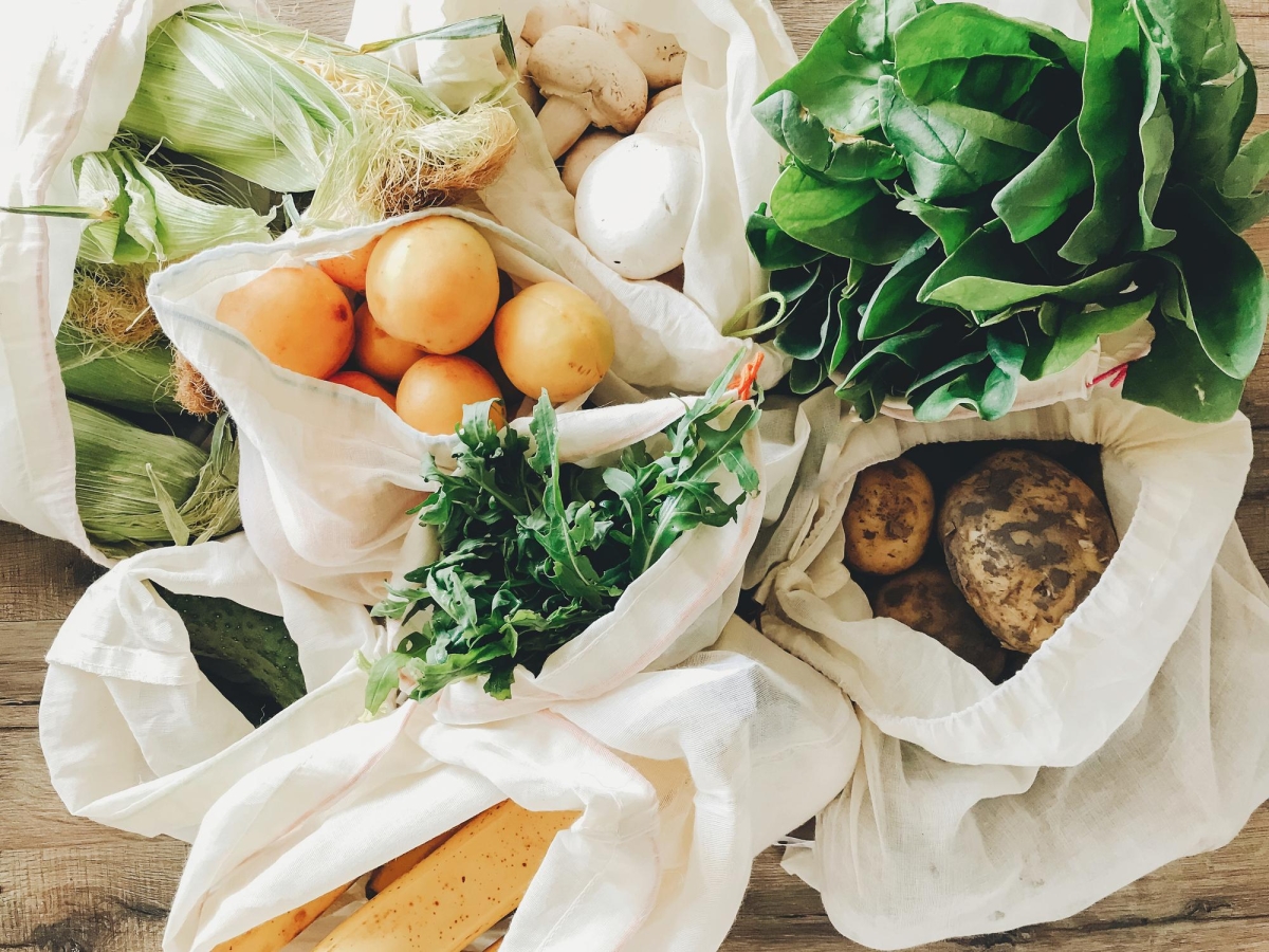 Alimentare, italiani al risparmio: scatta l’era del «deconsumismo» con più spese obbligate e meno di piacere