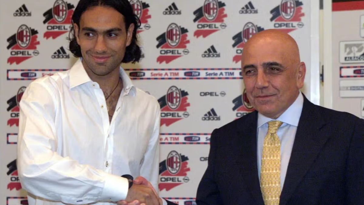 Nesta al Milan, Milito al Genoa, nove colpi di calciomercato nella storia della Serie A