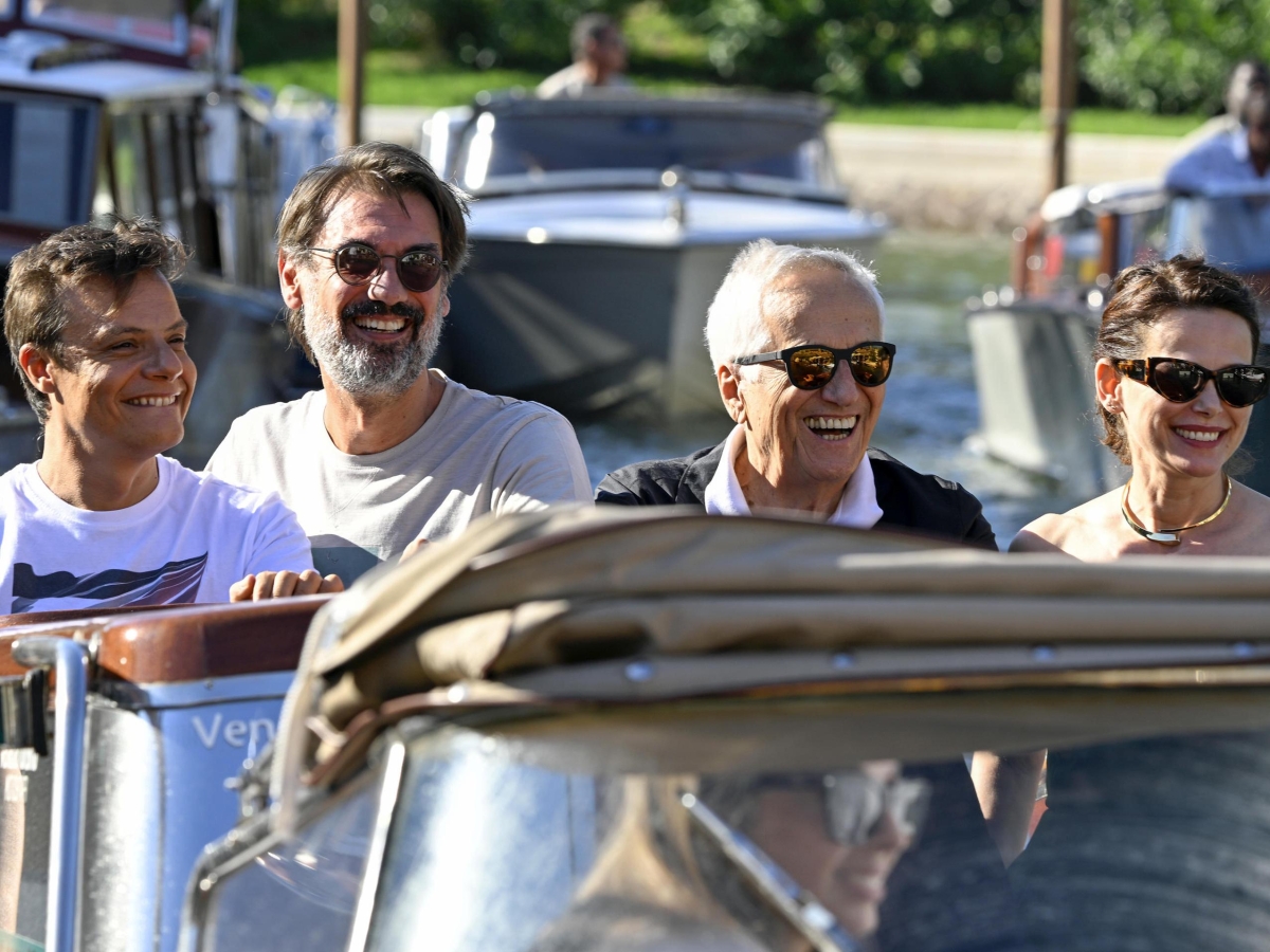 Leone alla carriera a Kim Novak, «Portobello» di Bellocchio, Dwayne Johnson ed Emily Blunt: il programma di oggi a Venezia