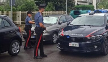 Sottomarina, turista tedesca porta fuori il cane: raffica di coltellate da un uomo col casco. Comunità sotto choc, è caccia all'aggressore