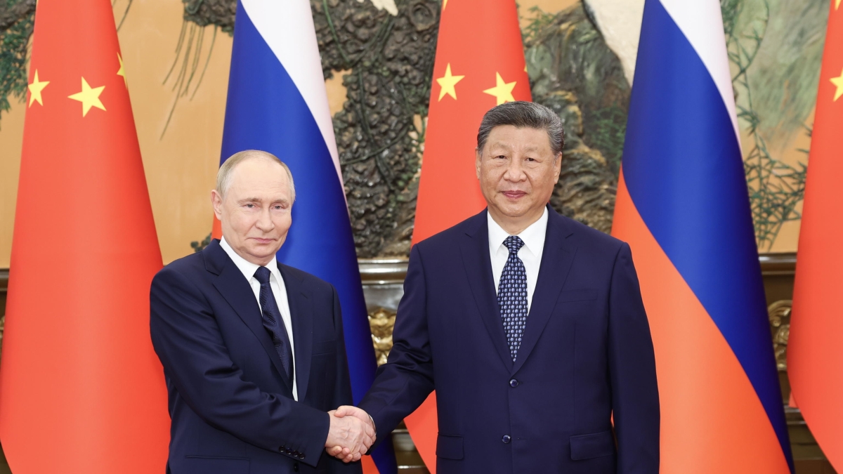 Putin «mano nella mano» con Xi incassa un nuovo accordo sul gas: annunciata la firma per il «Power of Siberia 2»