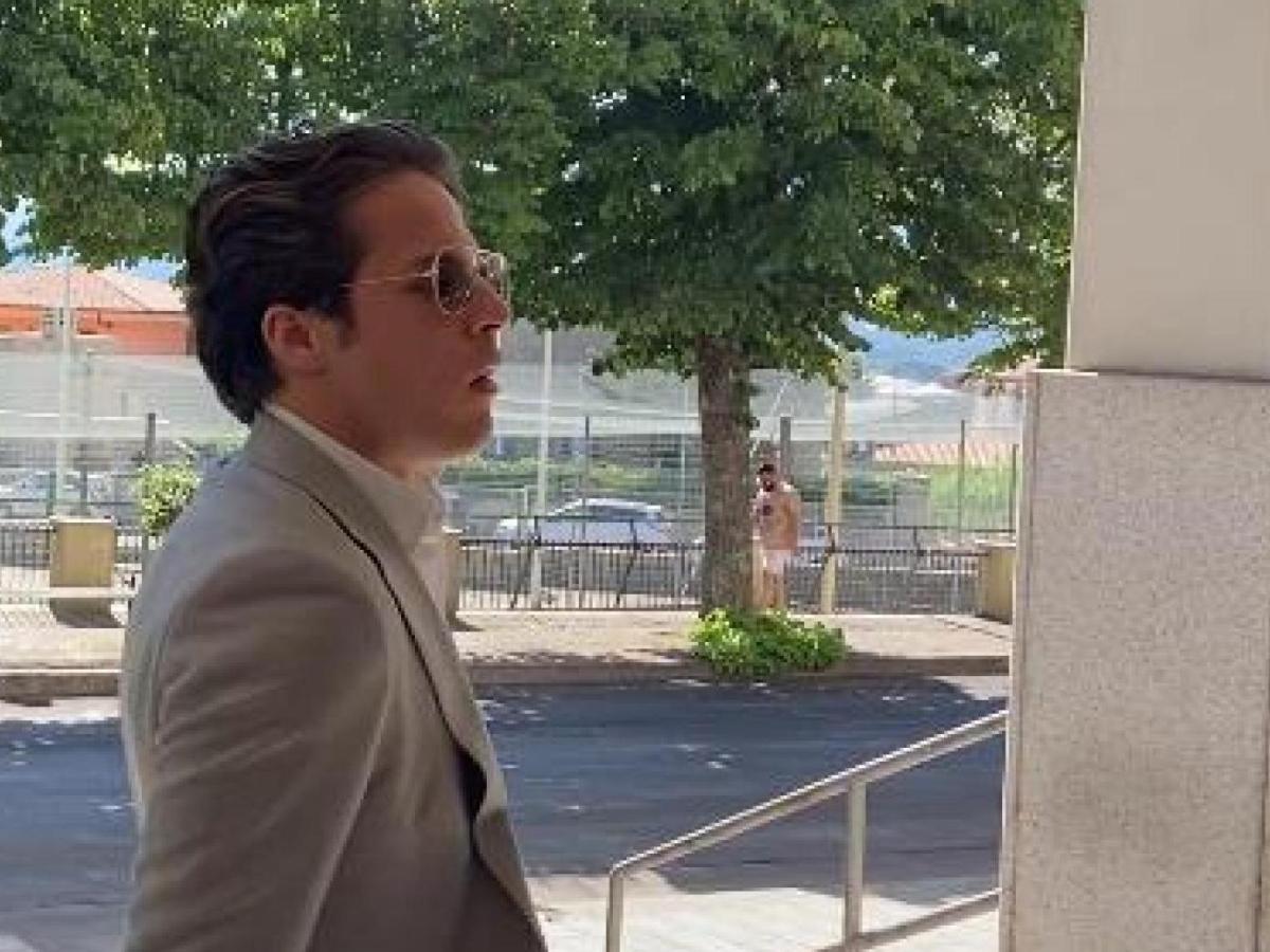 Processo a Ciro Grillo, salta la sentenza: morto il figlio del giudice che presiede il collegio. «Tutto rinviato al 22 settembre»