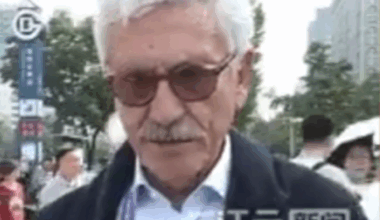 Massimo D'Alema alla parata della vittoria di Xi Jinping: «Spero che da Pechino venga un messaggio di pace»