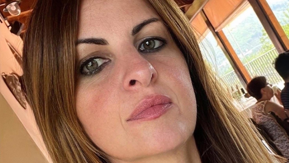 Funicolare di Lisbona, l'italiana Paola Landolfi sul luogo dell'incidente: «Sotto choc, abbiamo visto con mio figlio estrarre i corpi dalle lamiere»