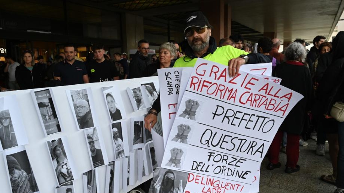 Venezia, iborseggiatori denunciano i cittadini: «Fermati e filmati senza autorizzazione»