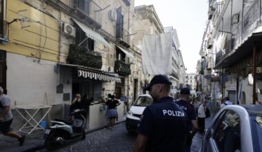 Forcella, uccide il marito nel letto con decine di coltellate: arrestata. In casa la figlia e la nipotina. La donna: mi sono difesa
