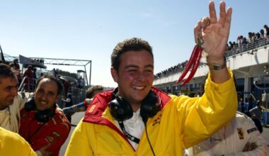L’uomo che sussurra ai piloti, Mario Isola: da cacciatore di autografi ad amico dei campioni della monoposto: «La mia vita nomade in F1»